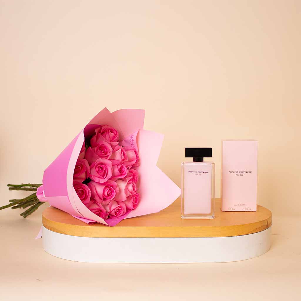 Flowrista Online Flowers Shop Narciso Rodriguez Musc Black Elegance Perfume & Pink Roses Hand Bouquet