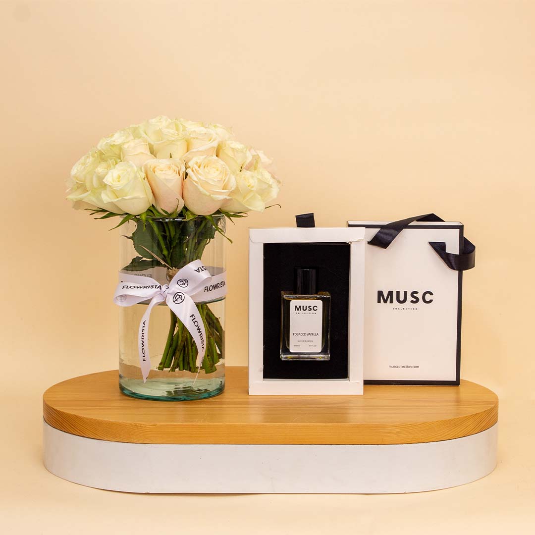 Flowrista Online Flowers Shop مسك توباكو فانيليا ٥٠ مل مع ٢٠ وردة بيضاء