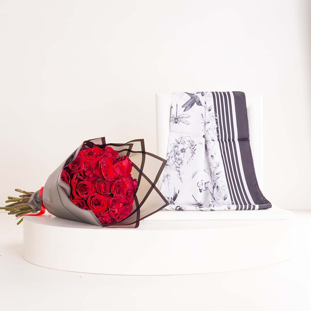 Flowrista Online Flowers Shop سكارف  فيلور همس و 20 وردة حمراء