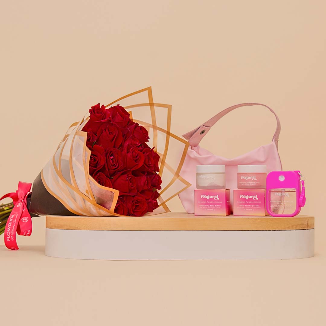 Flowrista Online Flowers Shop i Natural Bare & Bouji Pouch & 20 Red Roses Bouquet