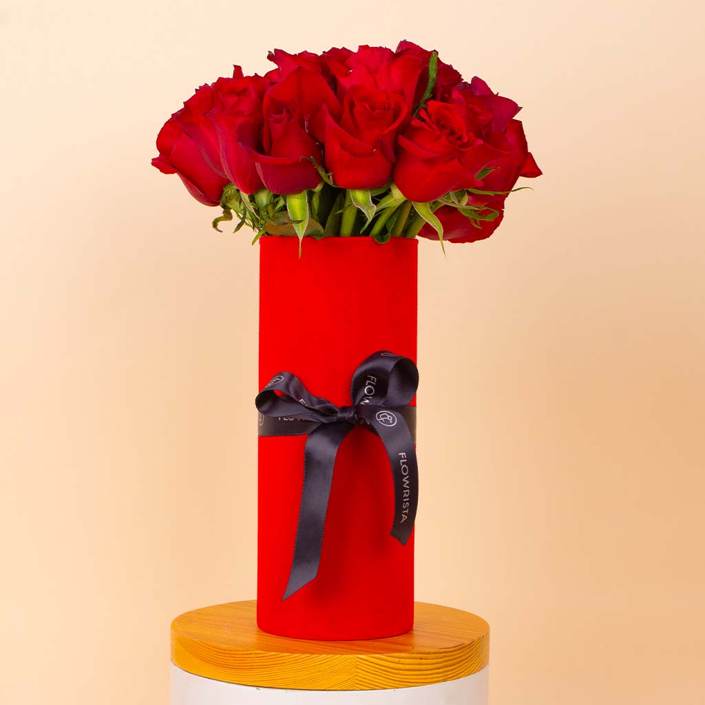 Flowrista Online Flowers Shop Red Glow Vase - 20 Stems