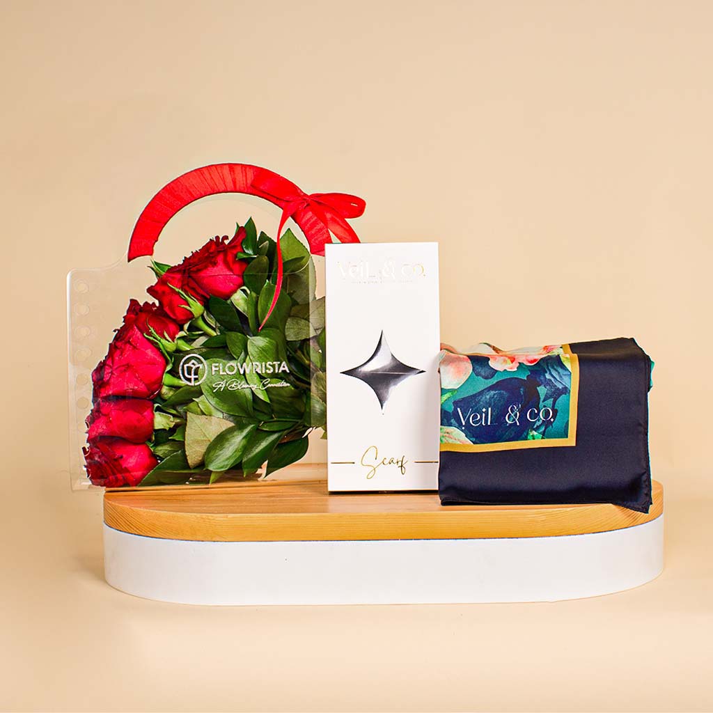 Flowrista Online Flowers Shop هدية عيد الحب | حجاب حريري من فيل آند كو و ١٢ وردة حمراء وزينة