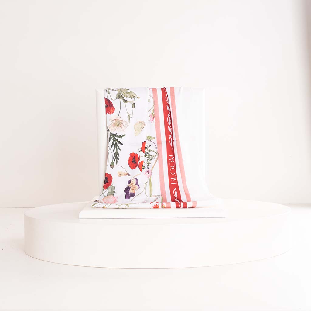 Flowrista Online Flowers Shop Veloor Rouge Scarf