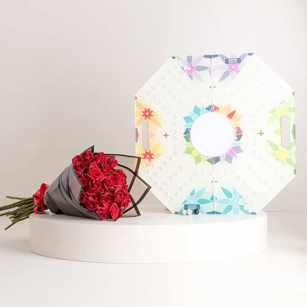 Flowrista Online Flowers Shop Game Guru Colors of Nature Acrylic Jackaroo Board & Red Roses Bouquet