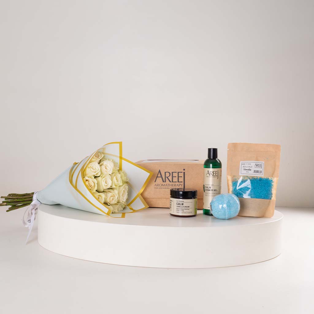 Flowrista Online Flowers Shop مجموعة هدايا أريج للاسترخاء مع الزهور