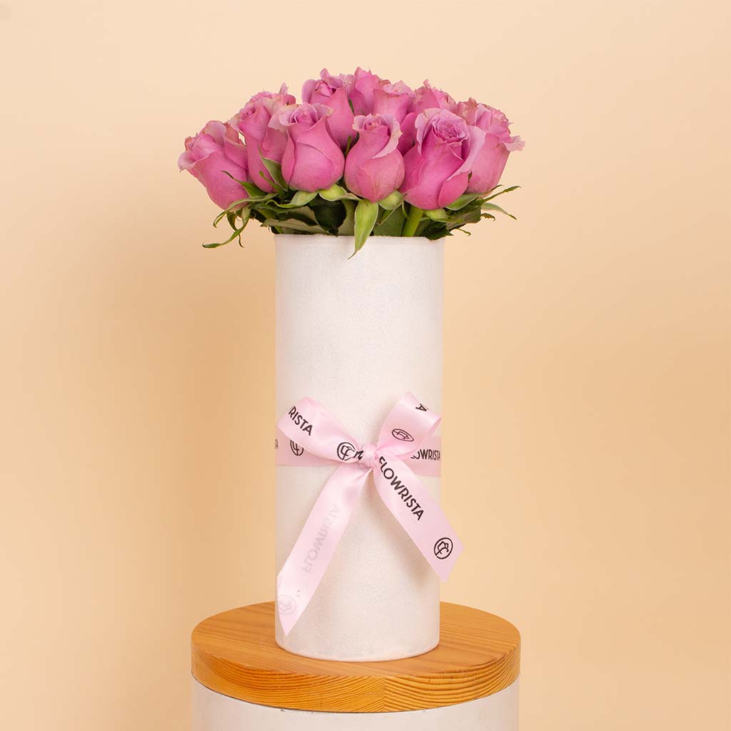 Flowrista Online Flowers Shop Purple Signature Vase - 20 Stems