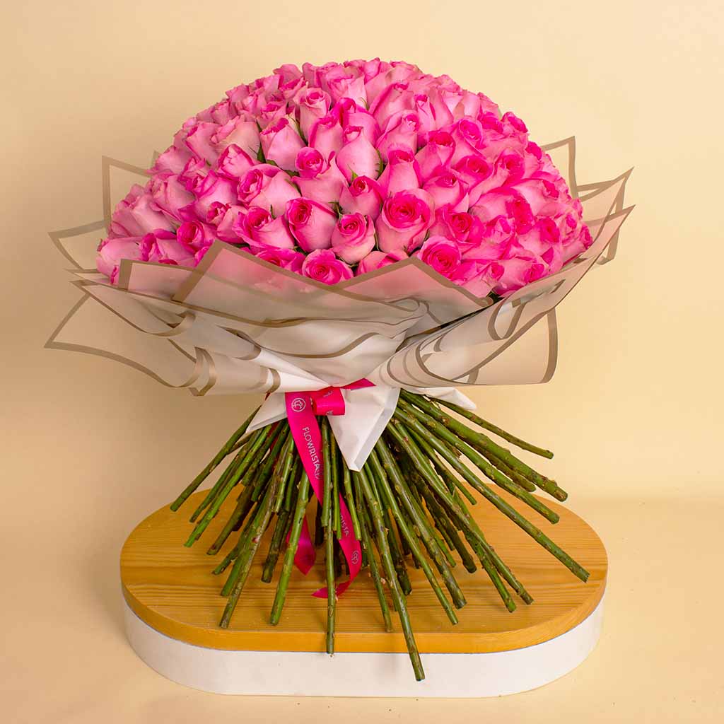 Flowrista Online Flowers Shop 100 Pink Roses bouquet