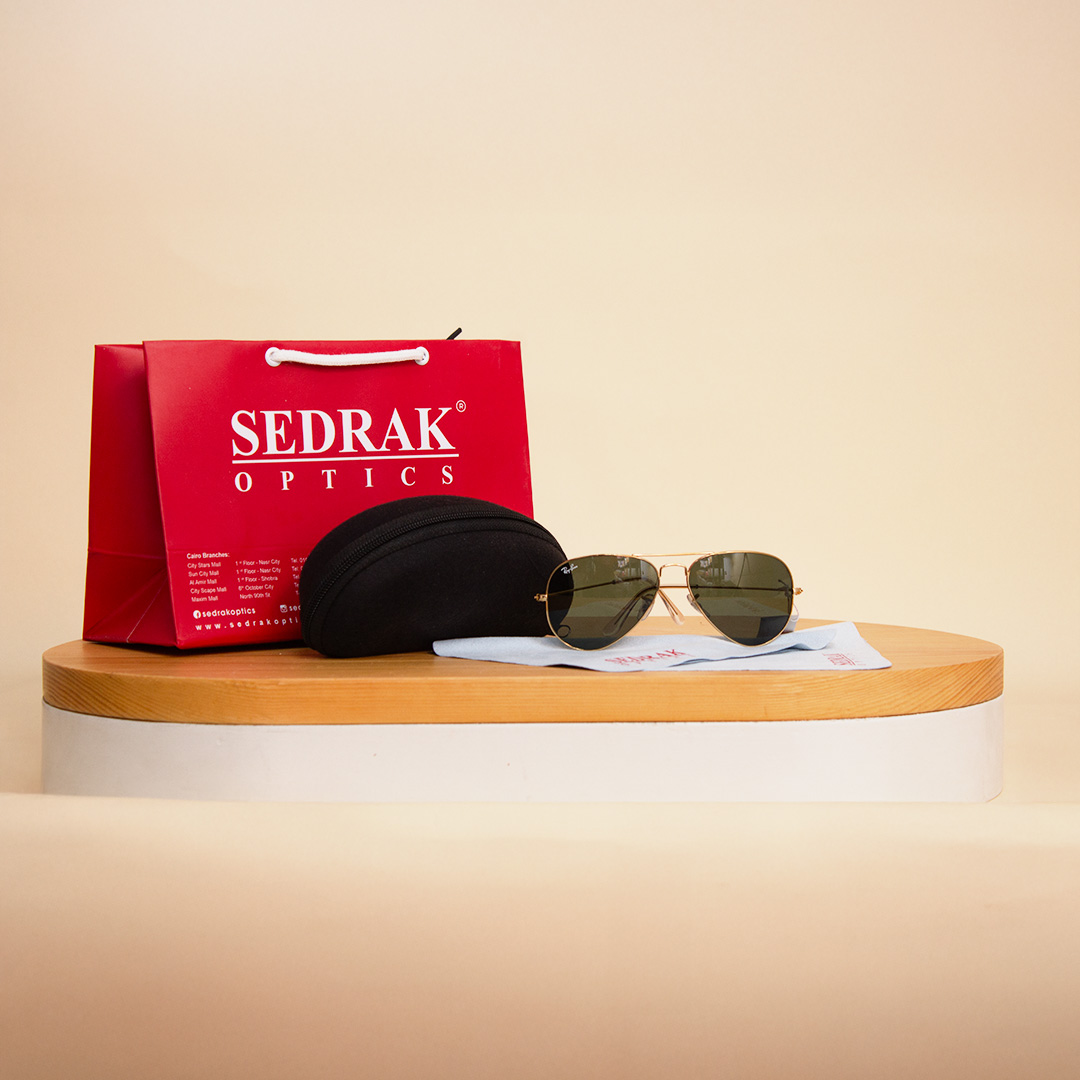 Flowrista Online Flowers Shop Ray-Ban Sunglass with Gold Frame & Classic Green Lenses