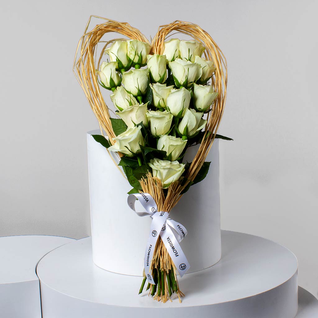 Flowrista Online Flowers Shop White Roses Heart-Shaped Bouquet