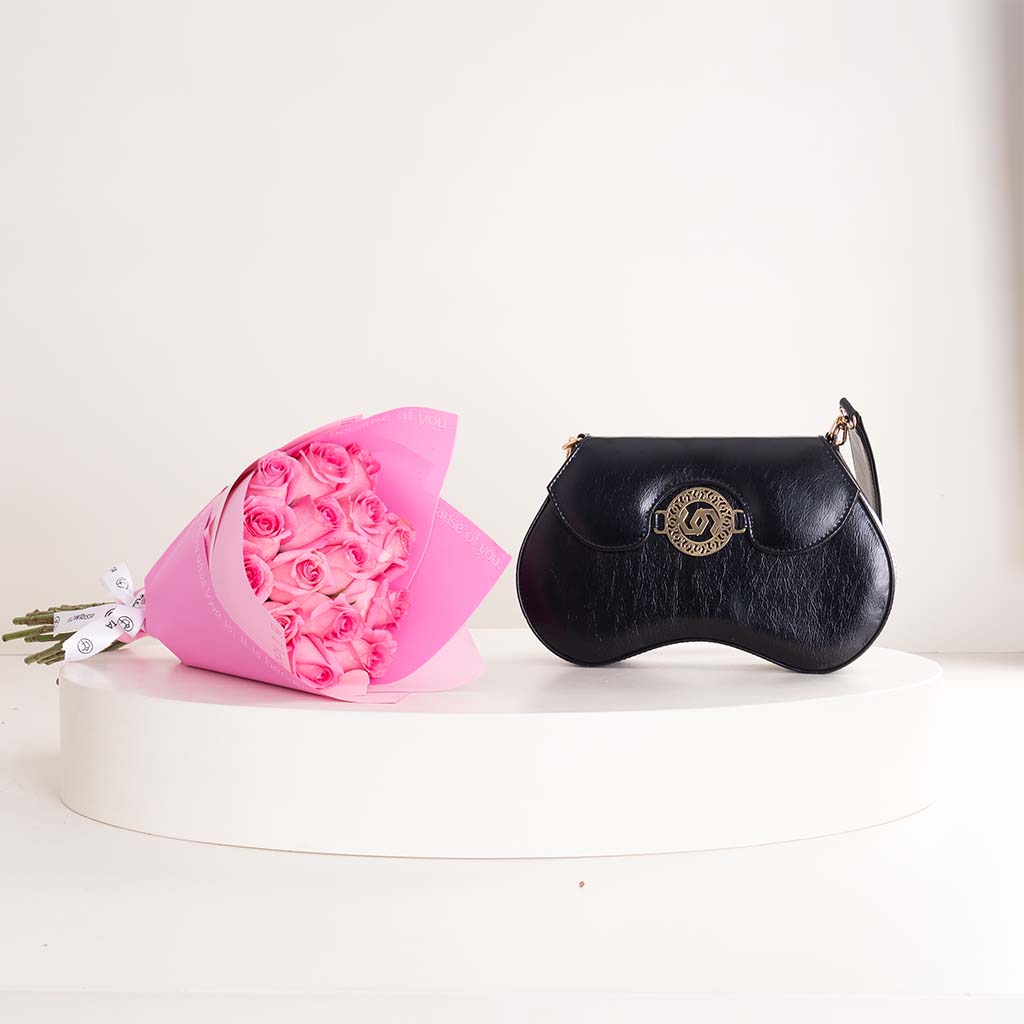 Flowrista Online Flowers Shop حقيبة كوكان السوداء وباقة ورود وردية