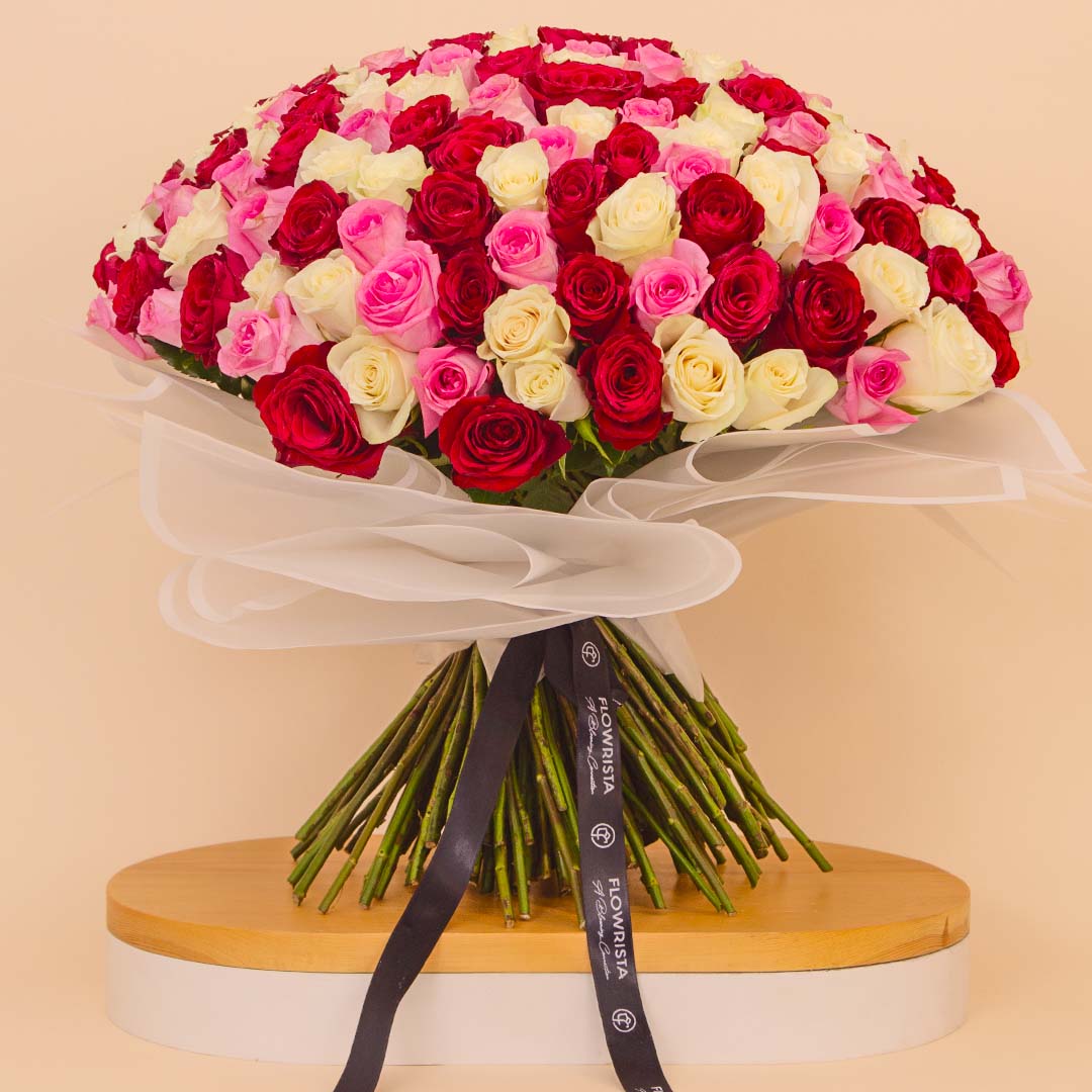 Flowrista Online Flowers Shop Flowrista | Grand Bouquet of 150 Mixed Roses