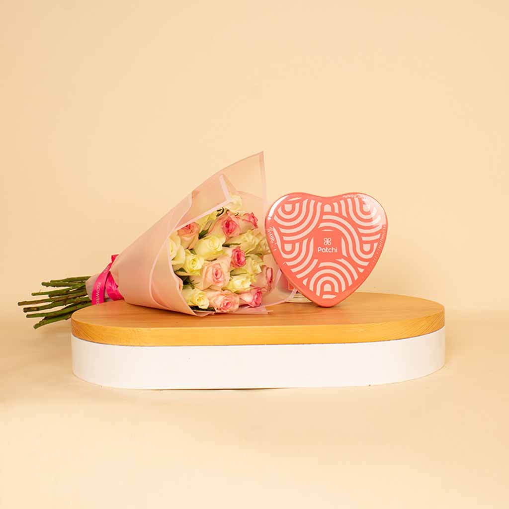 Flowrista Online Flowers Shop هدية زهور وشوكولاتة فاخرة - باتشي (22 قطعة) و20 وردة