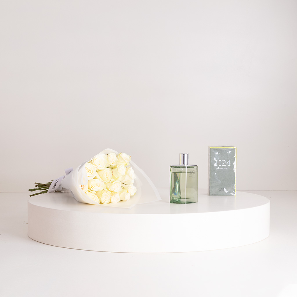 Flowrista Online Flowers Shop عطر هيرميس H24 أو دو بارفان 100 مل وباقة ورود بيضاء