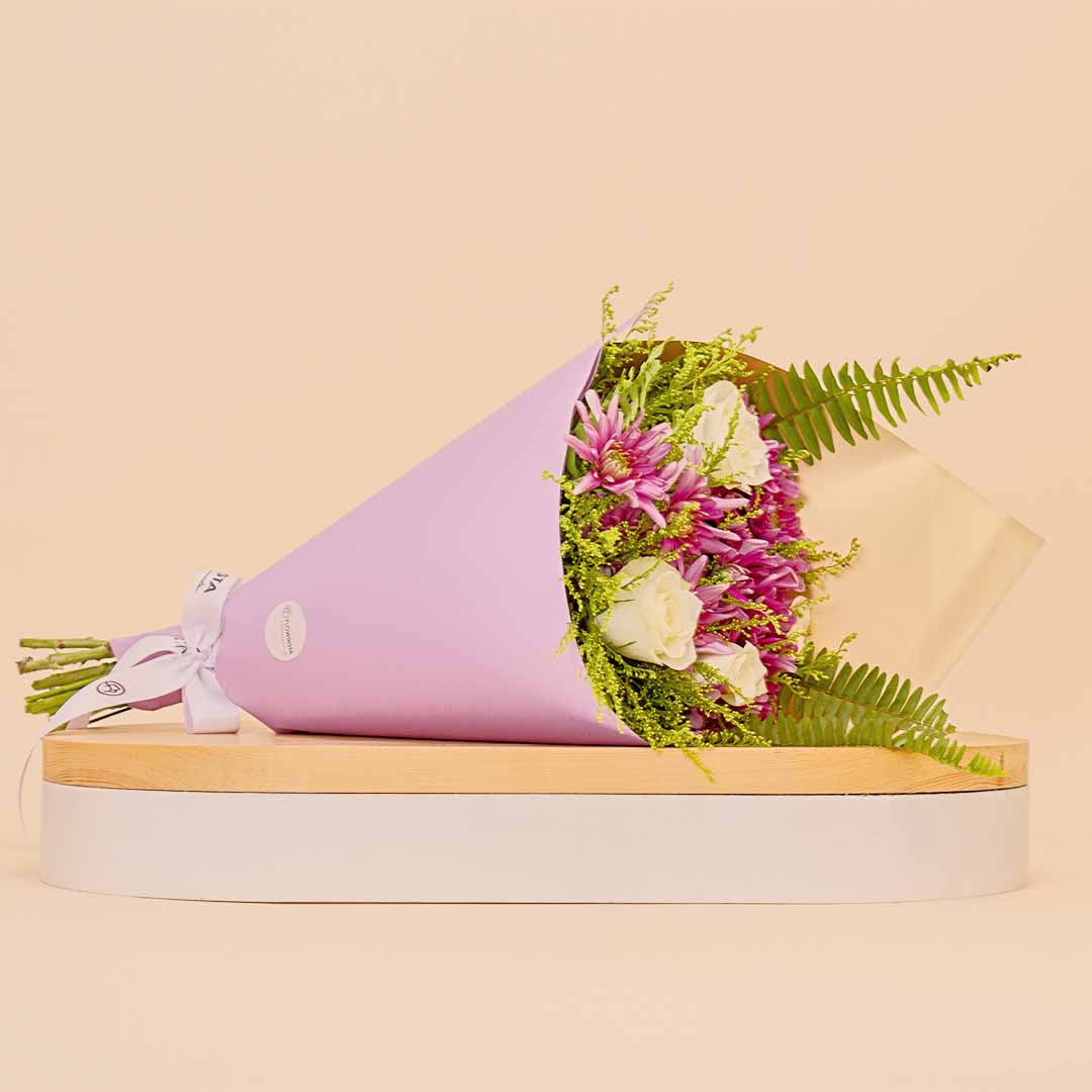 Flowrista Online Flowers Shop White Roses & Light Purple Chrysanthemum Bouquet