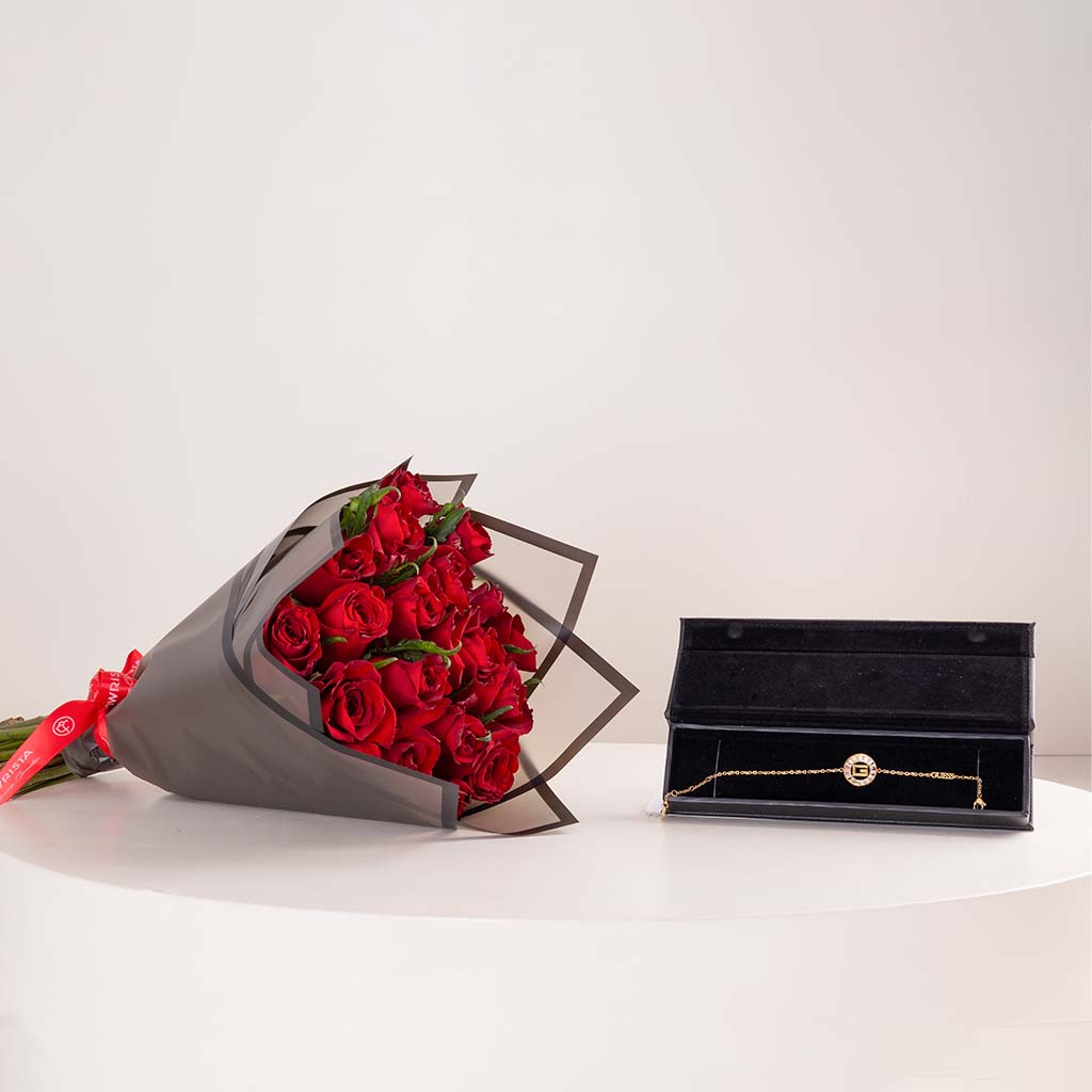 Flowrista Online Flowers Shop سوار جيس نسائي ذهبي اللون مع باقة ورود حمراء