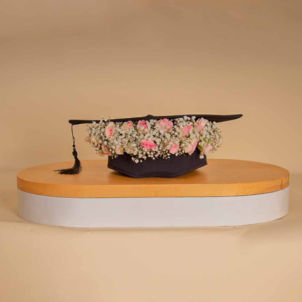 Flowrista Online Flowers Shop كاب التخرج المزهر