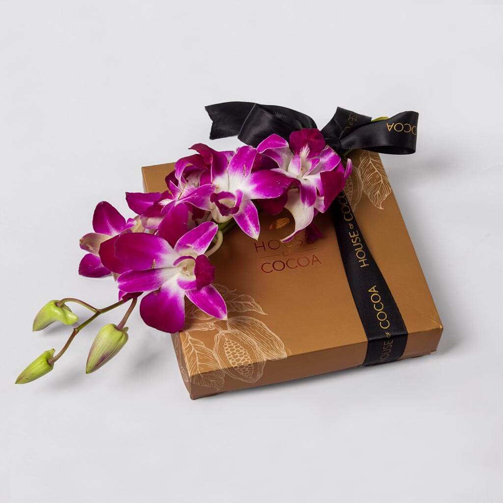 Flowrista Online Flowers Shop علبة شوكولاتة هاوس أوف كاكاو 16 قطعة وبيبي أوركيد