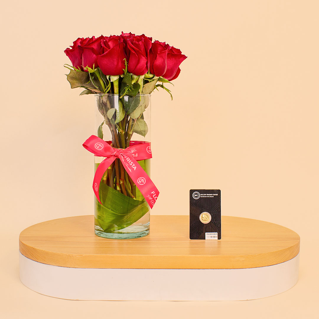 Flowrista Online Flowers Shop BTC Half Gold Pound (4g) with Vase of 15 Red Roses