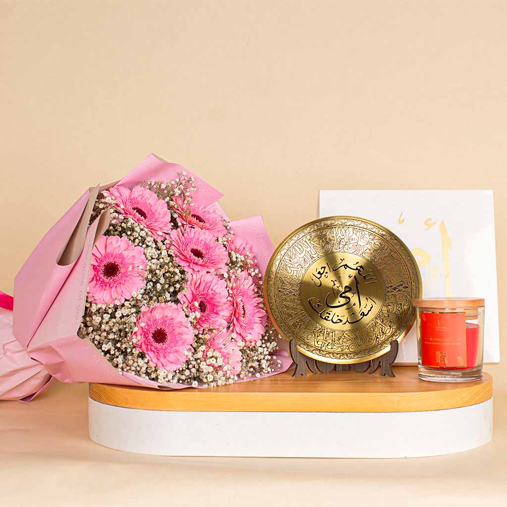 Flowrista Online Flowers Shop Mother Golden Shield And Roses And Candle