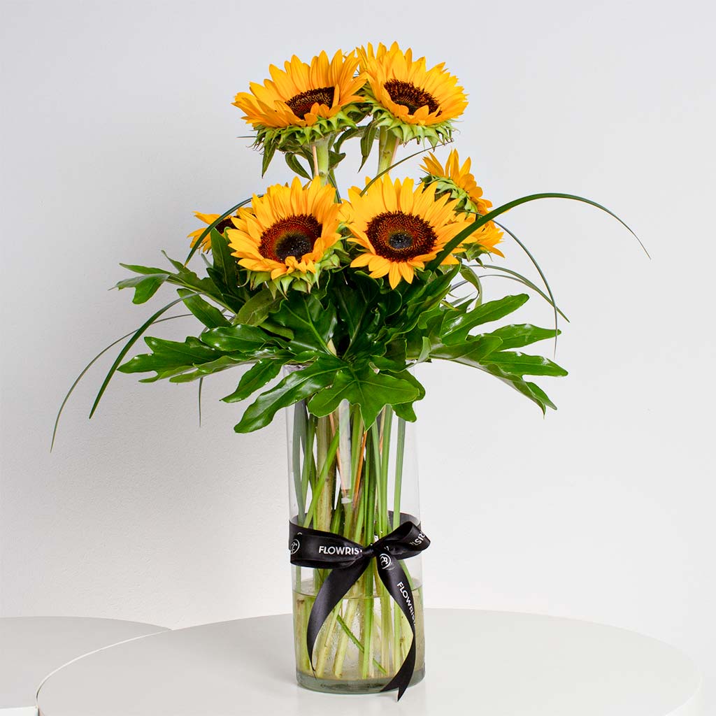 Flowrista Online Flowers Shop فلوريستا | مزهرية دوار الشمس - ١٠ سيقان