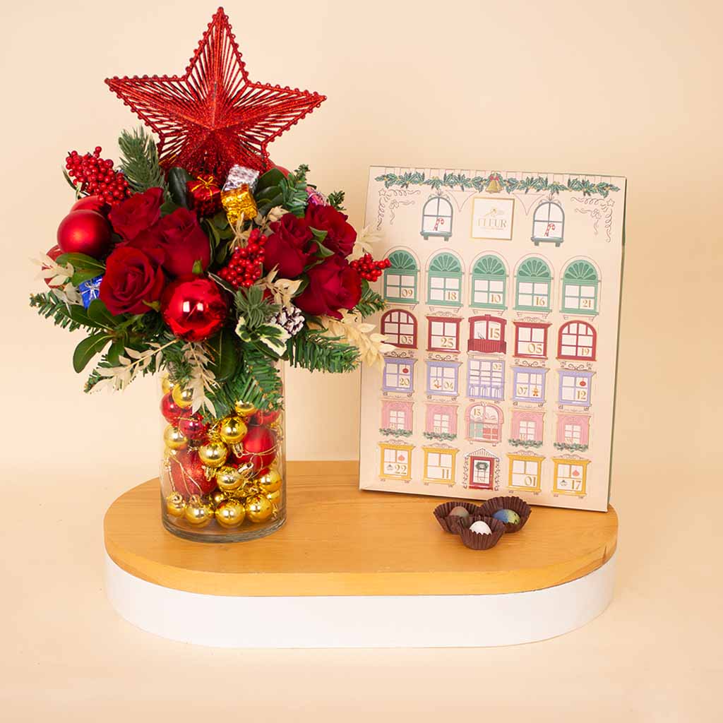 Flowrista Online Flowers Shop Fleur New Year Calendar Chocolate Box 25 Pieces & Festıve Roses Vase
