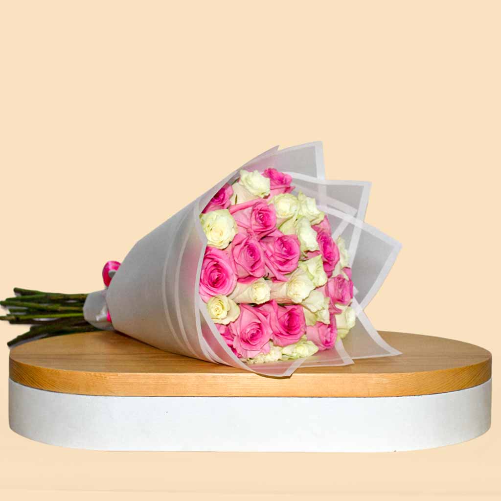 Flowrista Online Flowers Shop بوكية 30 وردة بينك و بيضاء