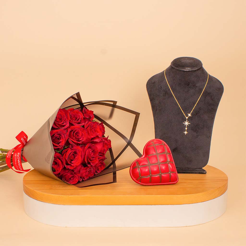 Flowrista Online Flowers Shop Chocolate Factory Heart Bonbon & Red Roses with Felizmoda Stars Necklace