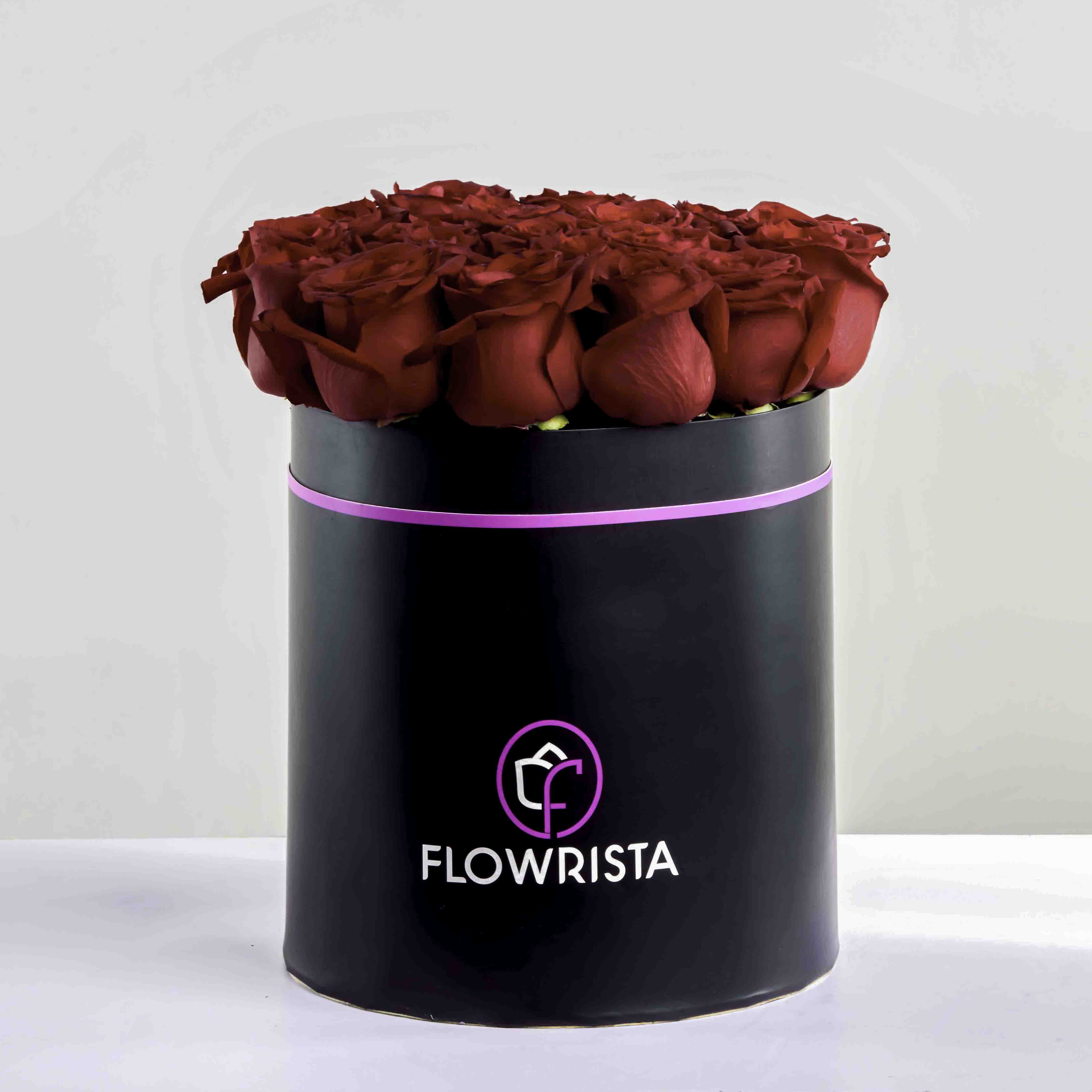 Flowrista Online Flowers Shop صندوق فاخر من الورود الحمراء