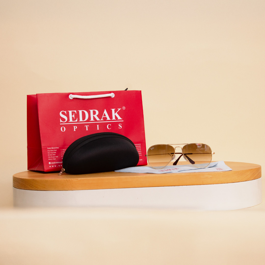 Flowrista Online Flowers Shop Ray-Ban Sunglass with Gold Frame & Gradient Lenses