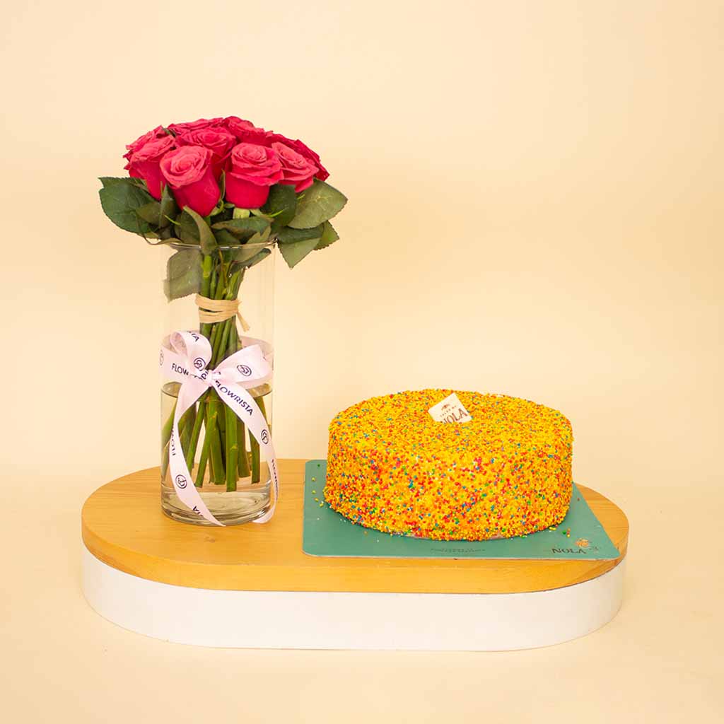 Flowrista Online Flowers Shop Nola Rainbow Cake & Fuchsia Roses Vase