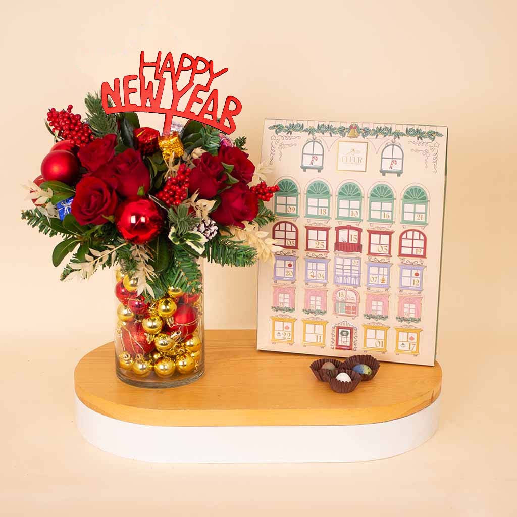 Flowrista Online Flowers Shop علبة شوكولاتة فلور بتقويم رأس السنة الجديدة ٢٥ قطعة مع مزهرية ورود احتفالية