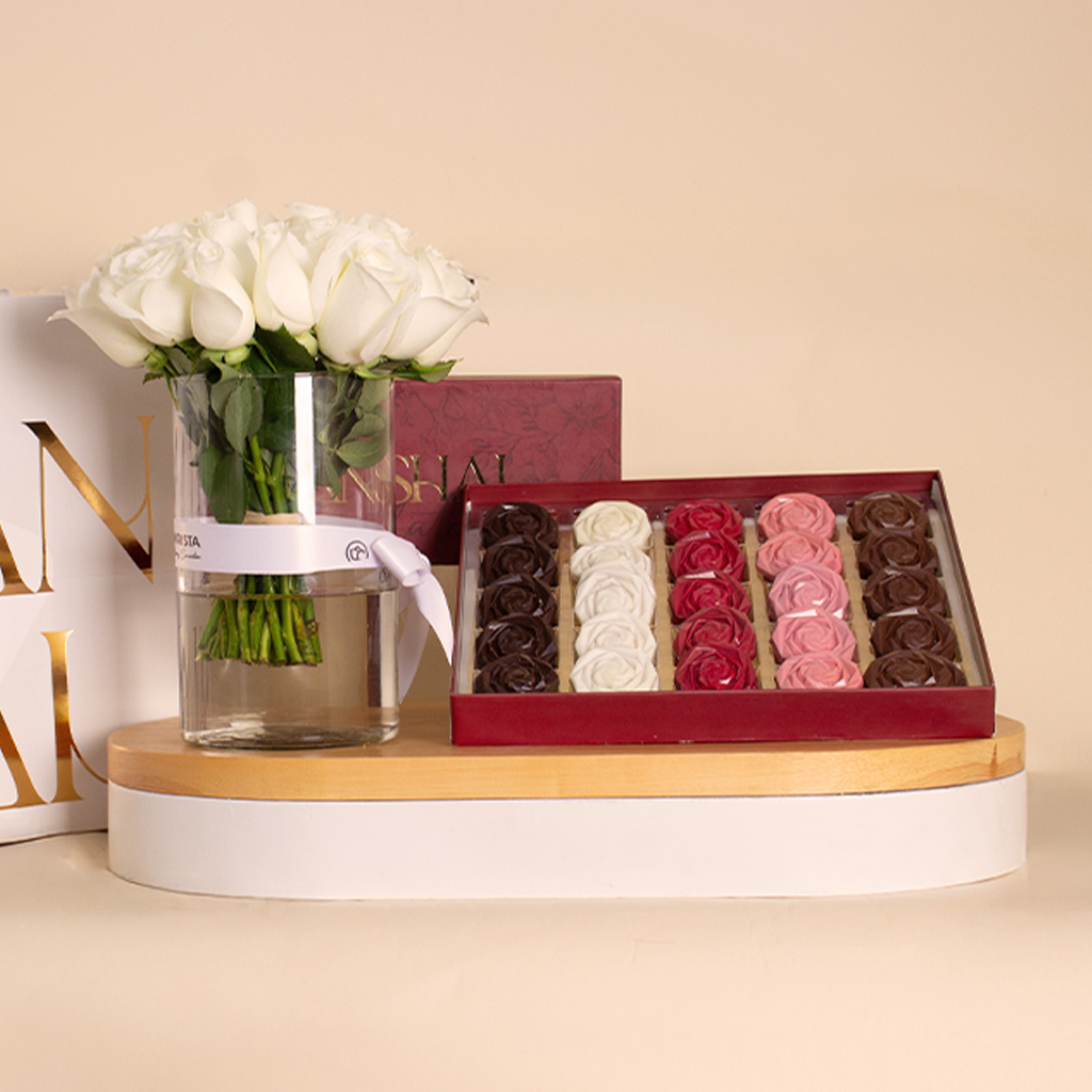 Flowrista Online Flowers Shop شوكولاتة ورد من شانشيل مع فازة 20 وردة بيضاء