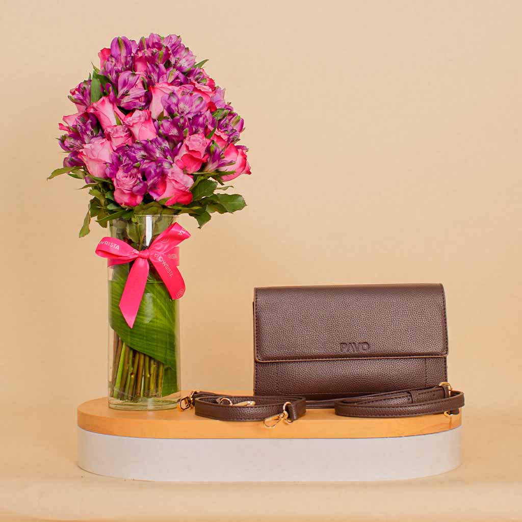 Flowrista Online Flowers Shop  حقيبة يد بافو براون كروس و فازة بنفسجي