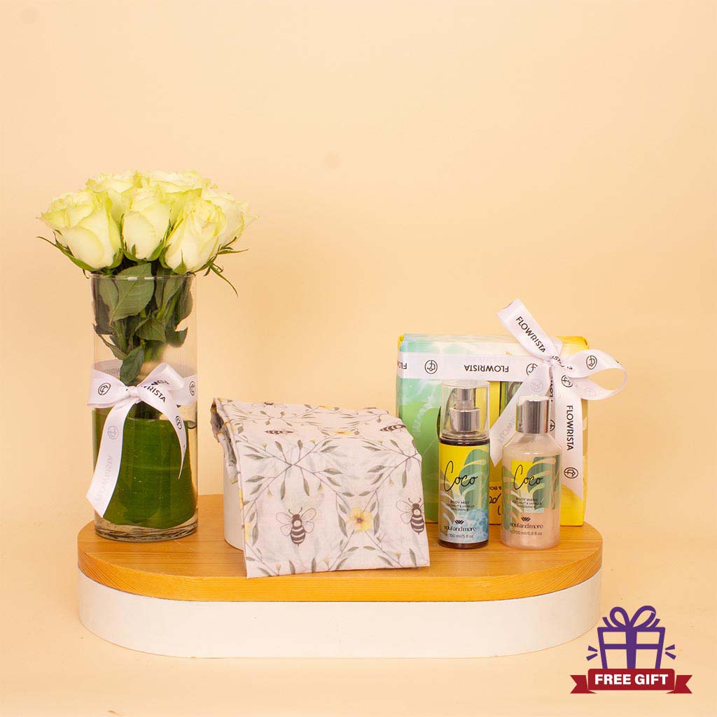 Flowrista Online Flowers Shop Veloor Scarf Butterbees & Soul&More Coco Set with White Roses Vase