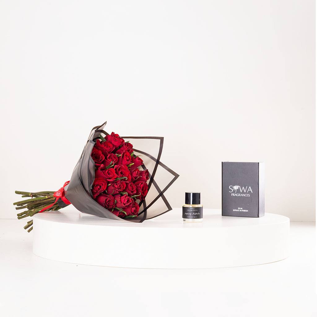 Flowrista Online Flowers Shop عطر سيوا لايرينغ بيستاشيو أو دو بارفان وباقة من الورود الحمراء