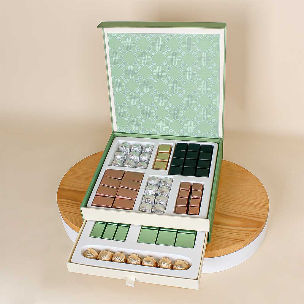 Flowrista Online Flowers Shop Patchi Box of 95 Pieces, L'Édition