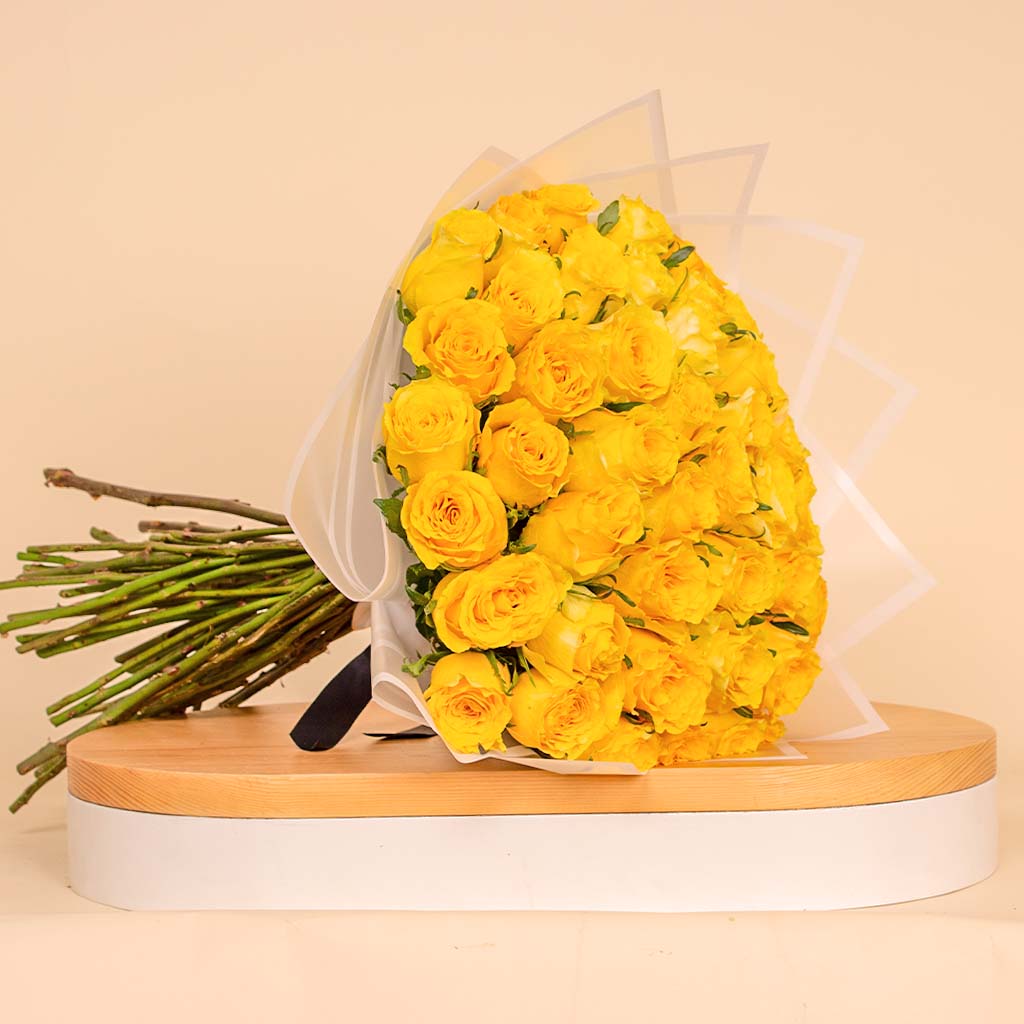 Flowrista Online Flowers Shop Hand Bouquet of 50 Yellow Roses