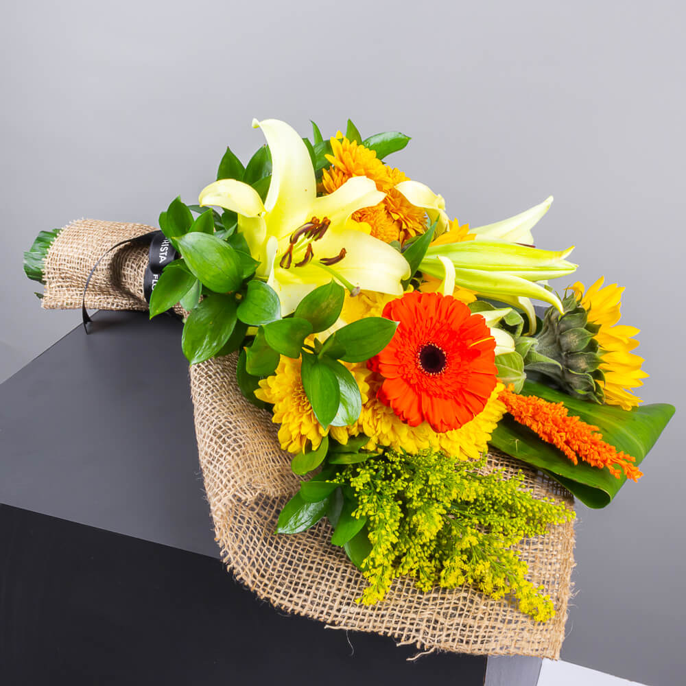 Flowrista Online Flowers Shop فلوريستا | باقة يدوية متنوعة