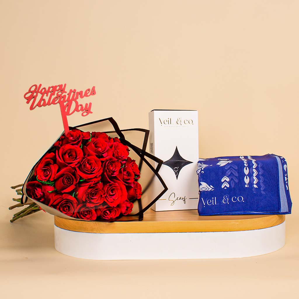 Flowrista Online Flowers Shop حجاب فيل آند كو جريس شيفون ملفوف | باقة ورد حمراء وعصا عيد الحب