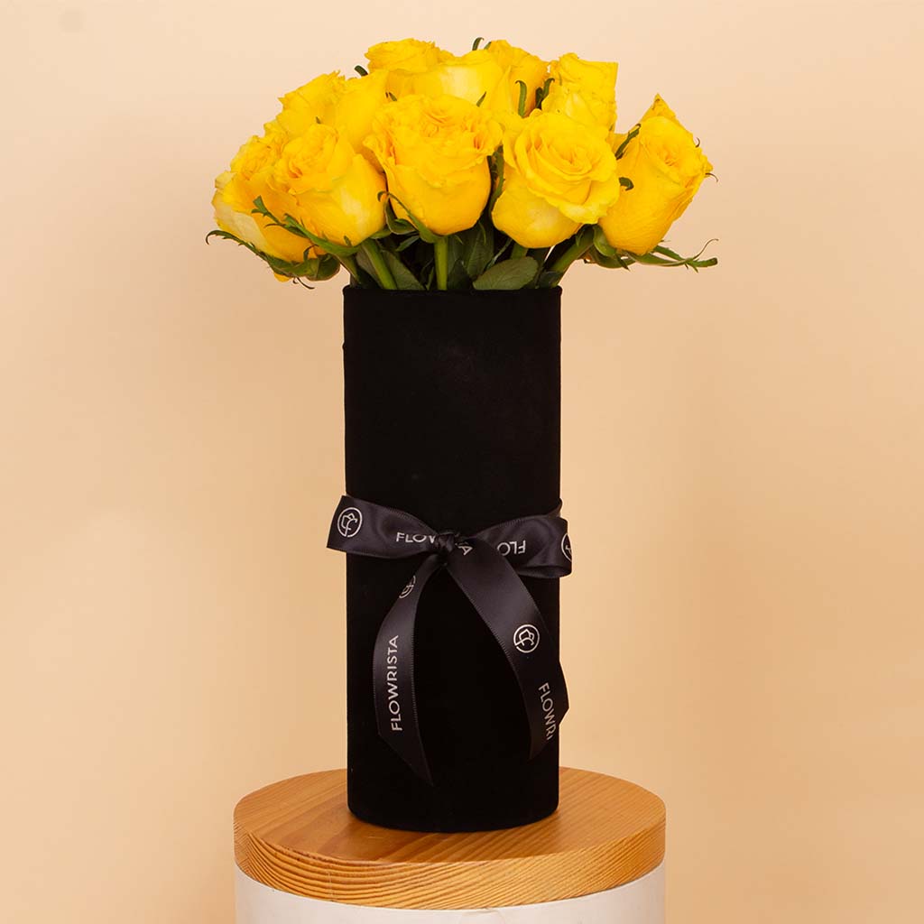 Flowrista Online Flowers Shop Glow Vase - 20 Yellow Roses