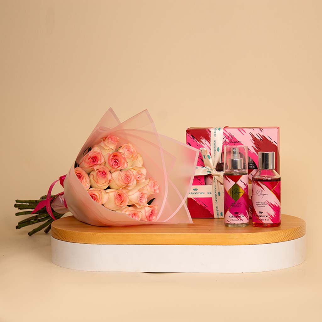 Flowrista Online Flowers Shop مجموعة ويسبر سول آند مور | باقة من ١٥ زهرة وردية فاتحة