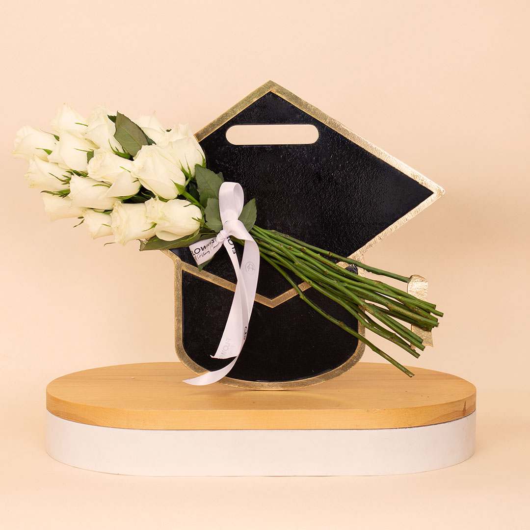 Flowrista Online Flowers Shop Flowrista Graduation Box -  White Rose