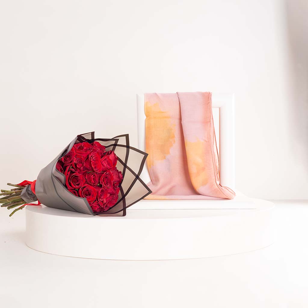 Flowrista Online Flowers Shop Veloor Azahar Scar & 20 Red Roses Bouquet 