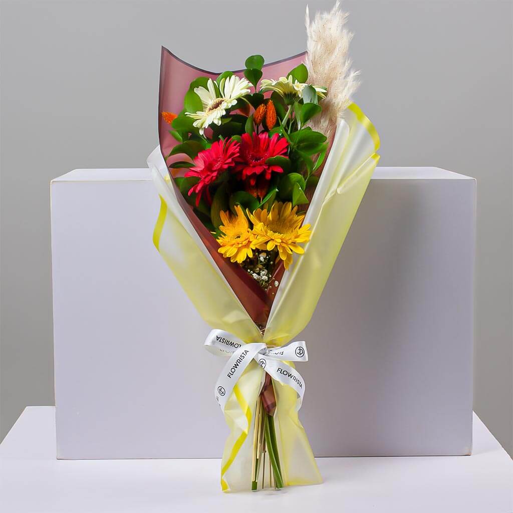 Flowrista Online Flowers Shop Colorful Gerbera Hand Bouquet