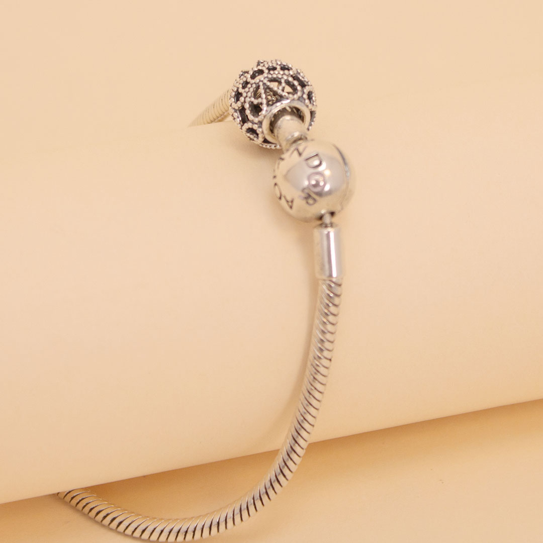 Flowrista Online Flowers Shop Pandora Silver Snake Chain Bracelet with Roses Openwork Charm