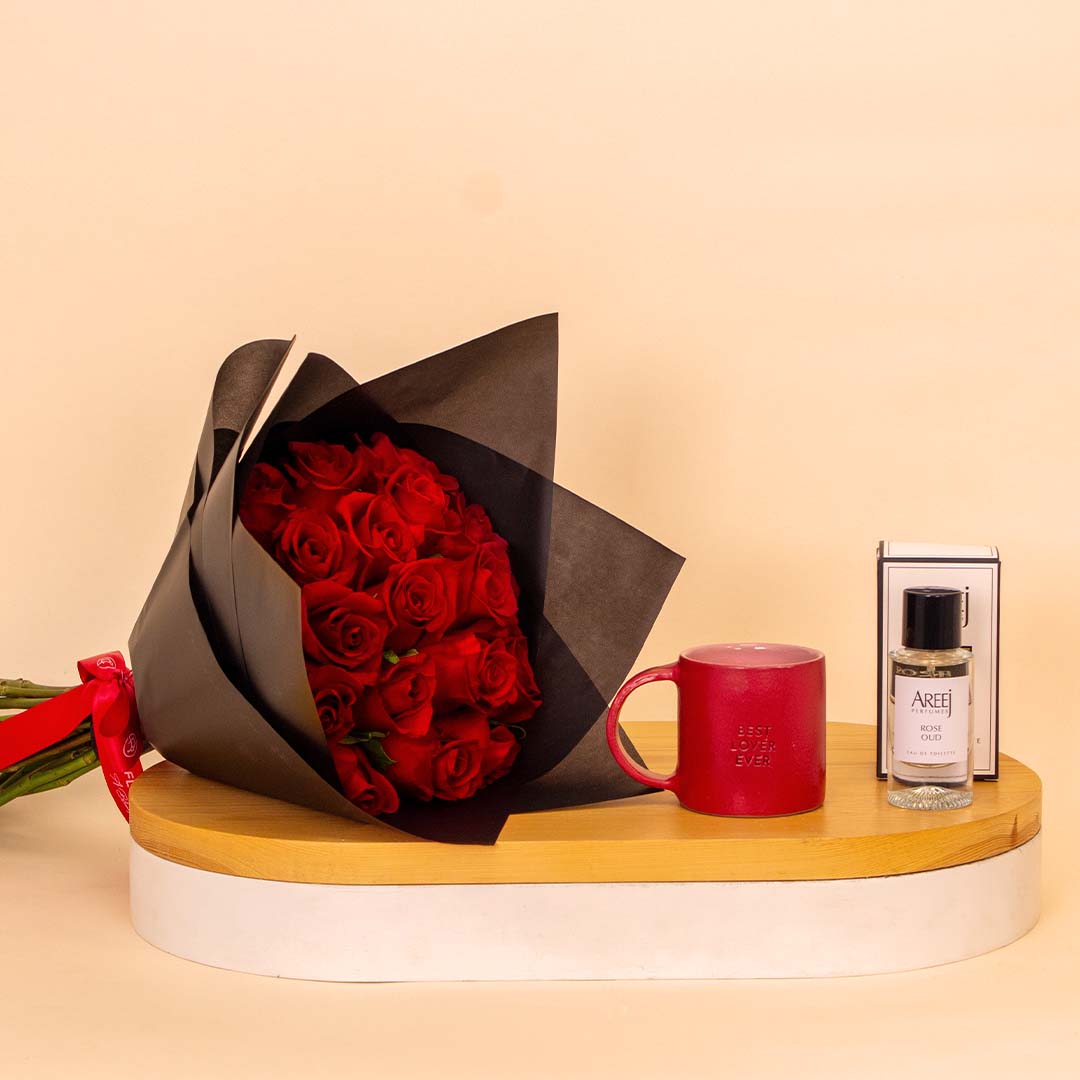 Flowrista Online Flowers Shop Ellie "Best Lover Ever" Mug Gift Set