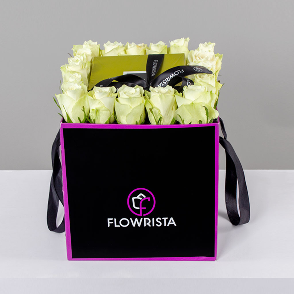 Flowrista Online Flowers Shop علبة شوكولاتة باتشي 1 كيلو و 17 وردة بيضاء