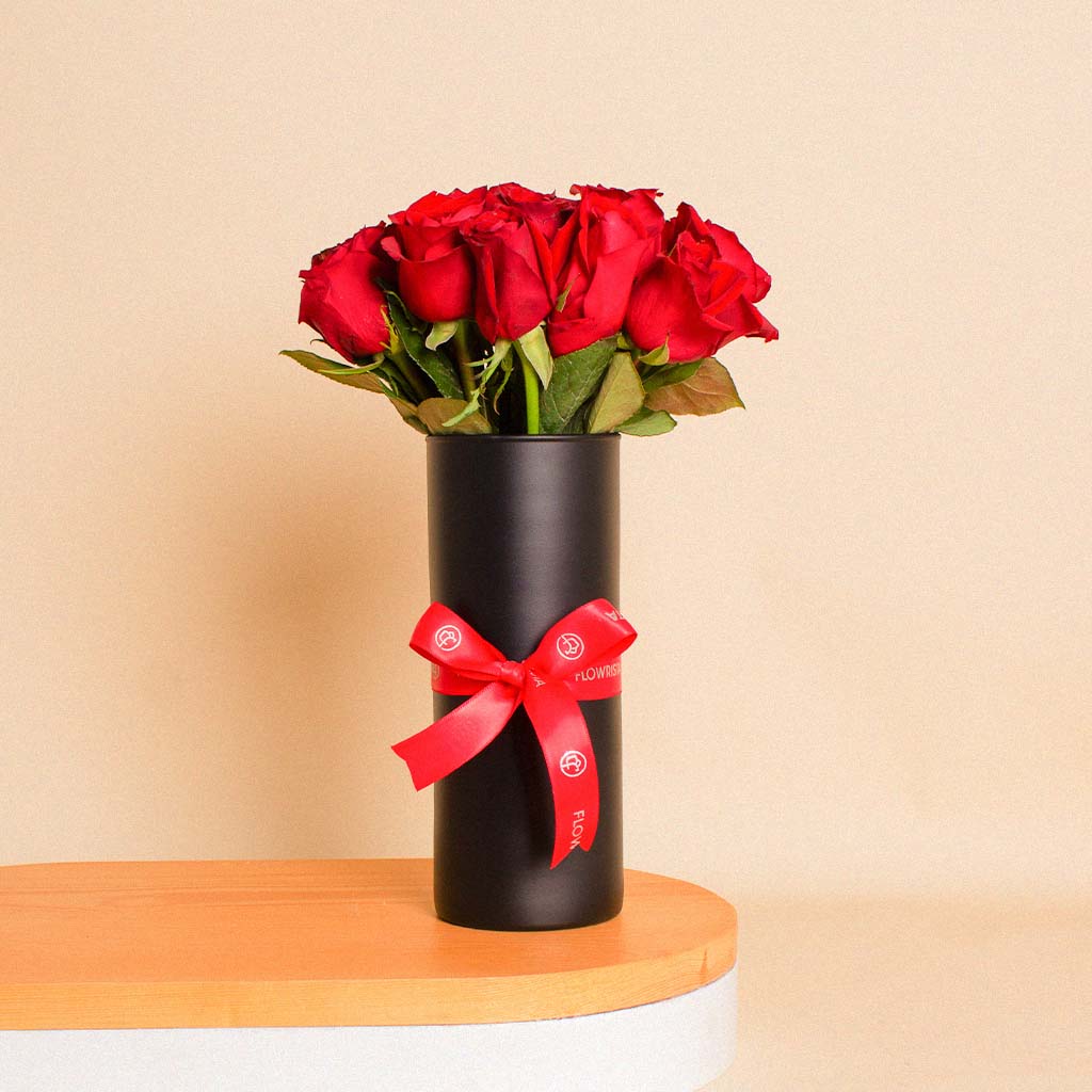 Flowrista Online Flowers Shop مزهرية زهور فاخرة | 20 وردة حمراء