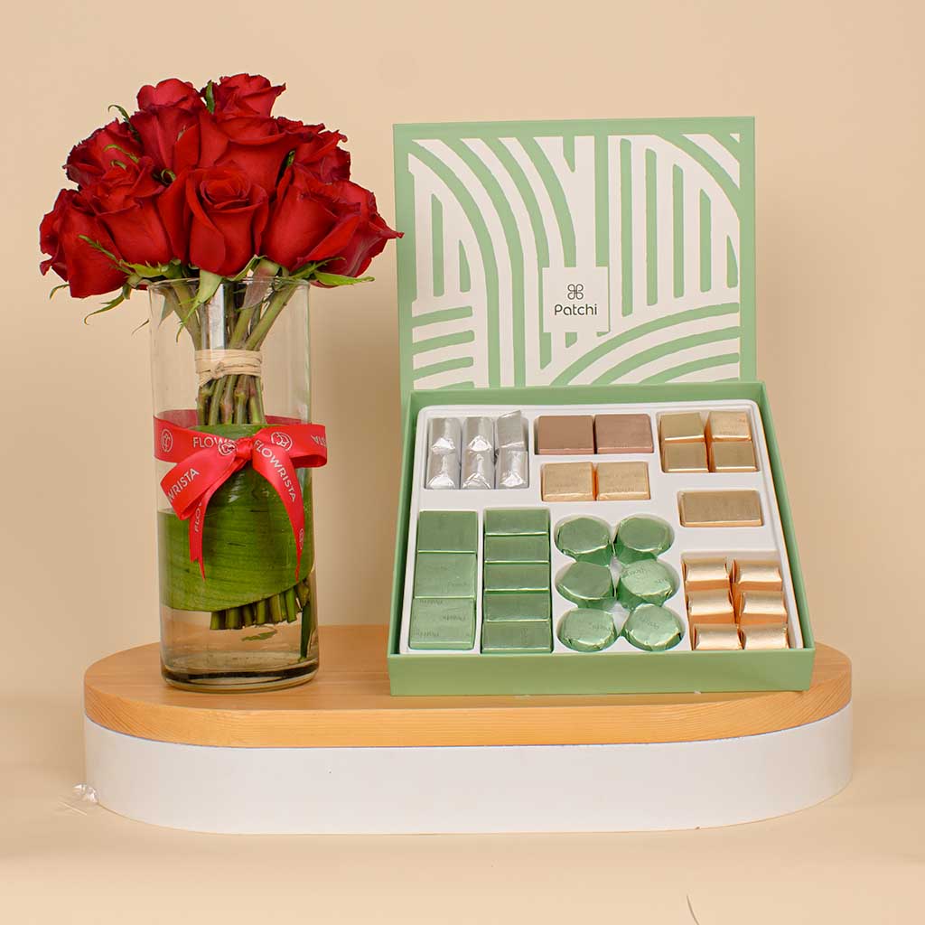 Flowrista Online Flowers Shop علبة باتشي تحتوي على 43 قطعة، لو كرييشن| 15 فازة الورد الاحمر 