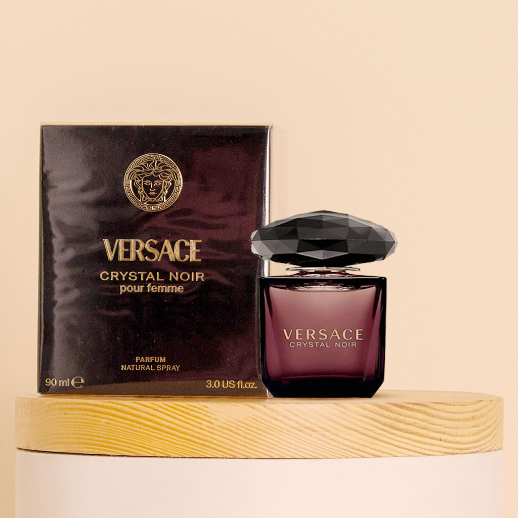 Flowrista Online Flowers Shop Fortune Versace Crystal Noir Pour Femme Parfum 90ml